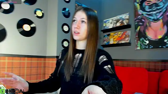 Nicole Charm online show from March 3, 2026, 12:06 am