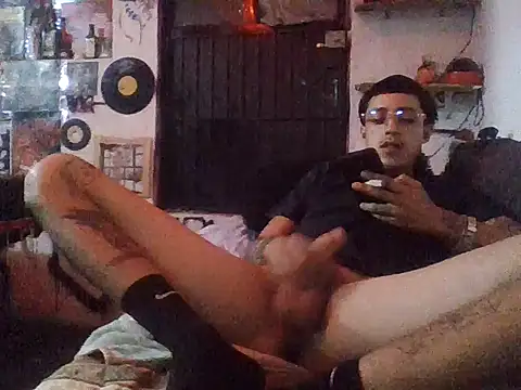 Snapshot of Gibbzmx chatting on September 22, 2025, 5:09 am Gibbzmx online show from September 22, 2025, 5:09 am