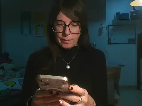 Snapshot of Calentandote chatting on July 11, 2026, 10:07 am Calentandote online show from July 11, 2026, 10:07 am