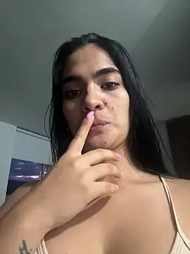 NatyFerrer  online show from July 7, 2026, 11:42 pm