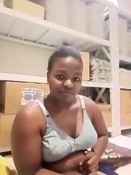 Snapshot of Yours_faithfully1 chatting on December 2, 2025, 11:37 am Yours faithfully1 online show from December 2, 2025, 11:37 am