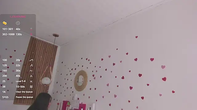 TiffanyWright online show from March 31, 2026, 1:33 pm