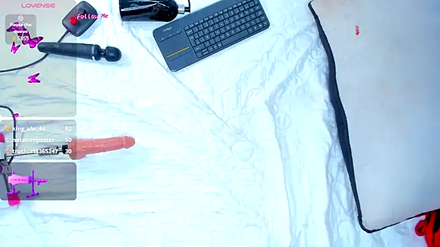CintiaVega online show from January 7, 2025, 5:53 pm