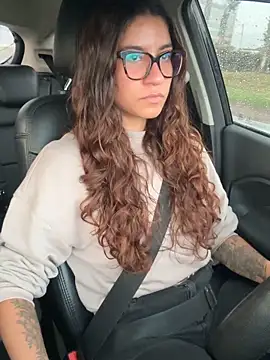 ValeriEvan online show from March 26, 2026, 9:09 pm