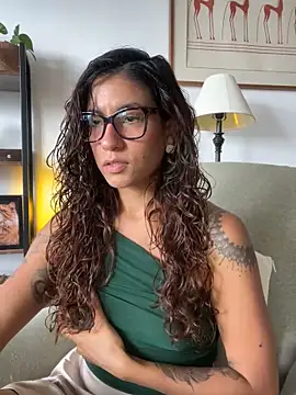 ValeriEvan online show from June 3, 2026, 6:57 pm