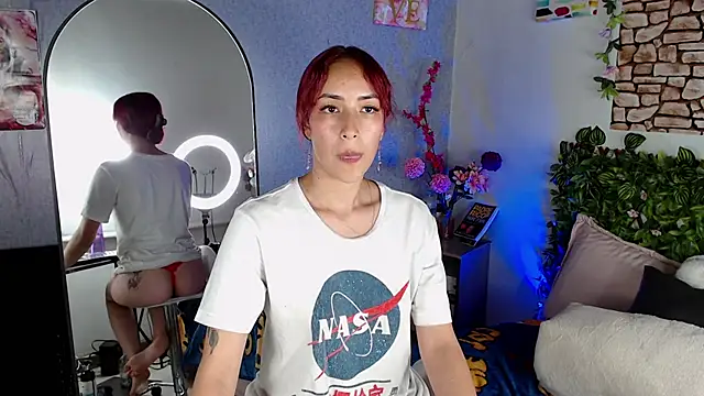 Snapshot of Cassie_fletcher_ chatting on December 27, 2024, 12:07 am Cassie fletcher online show from December 27, 2024, 12:07 am