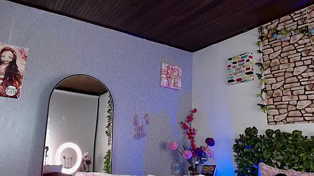 Snapshot of Cassie_fletcher_ chatting on January 8, 2025, 4:55 am Cassie fletcher online show from January 8, 2025, 4:55 am