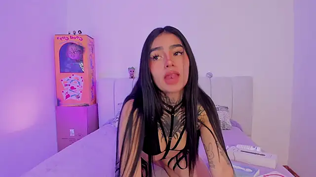 shadowcatt  online show from September 16, 2025, 3:46 pm