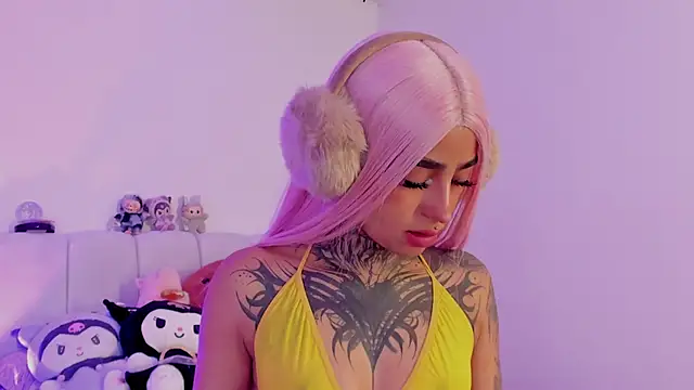 shadowcatt  online show from September 25, 2025, 7:06 pm