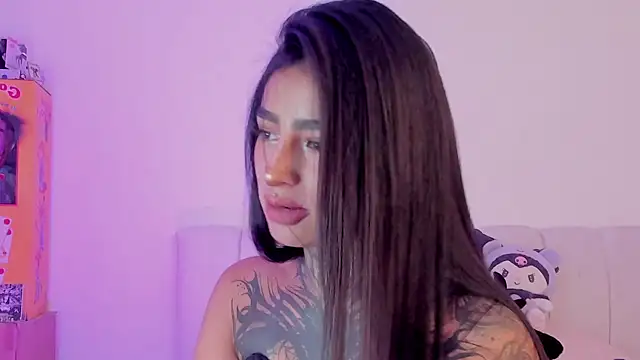 shadowcatt  online show from November 24, 2025, 9:03 pm