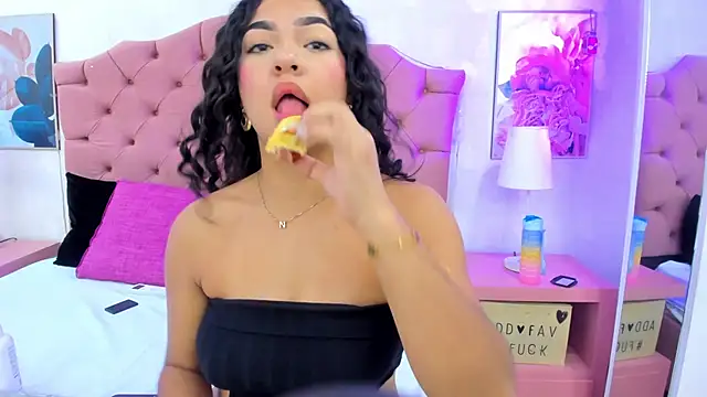 VictoriaBlakee online show from January 13, 2025, 2:53 pm