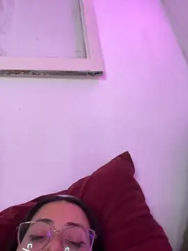 Snapshot of Mizztikaa chatting on February 17, 2026, 8:15 pm Mizztikaa online show from February 17, 2026, 8:15 pm