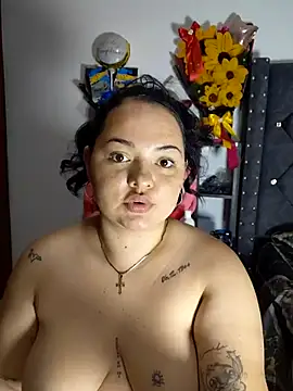 Snapshot of leoytessa_10 chatting on July 18, 2026, 4:00 pm leoytessa 10 online show from July 18, 2026, 4:00 pm