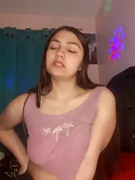 Snapshot of Nahiara_velez chatting on December 22, 2024, 3:00 am Nahiara velez online show from December 22, 2024, 3:00 am