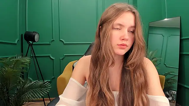 Snapshot of MaryannSoftt chatting on January 12, 2025, 6:38 pm MaryannSoftt online show from January 12, 2025, 6:38 pm