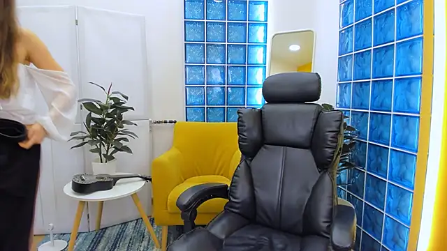 Snapshot of MaryannSoftt chatting on January 31, 2025, 4:38 pm MaryannSoftt online show from January 31, 2025, 4:38 pm