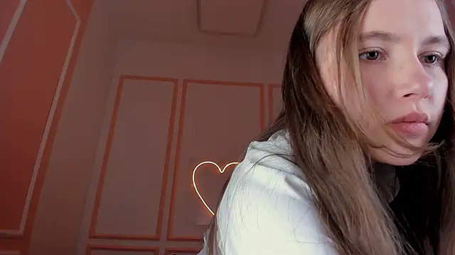 Snapshot of MaryannSoftt chatting on September 24, 2025, 4:21 pm MaryannSoftt online show from September 24, 2025, 4:21 pm