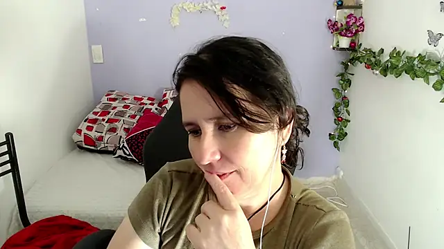 Snapshot of victoria_jones chatting on January 28, 2025, 4:19 pm victoria jones online show from January 28, 2025, 4:19 pm