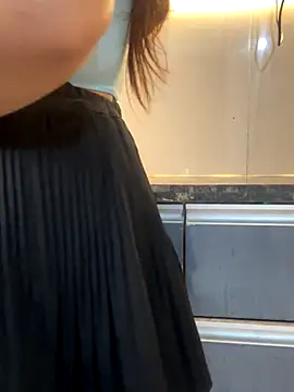 Diya Chopra online show from October 13, 2025, 4:12 am