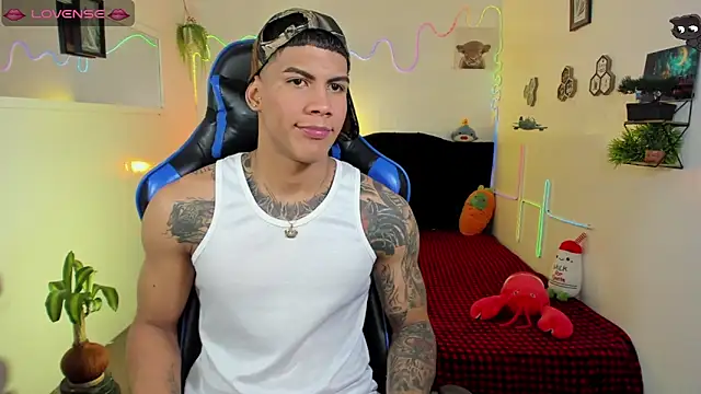 Damian latinxxx online show from February 14, 2026, 3:14 am