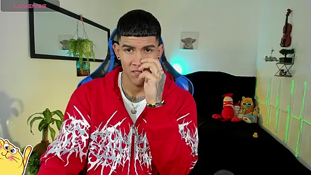 Damian latinxxx online show from February 27, 2026, 3:17 am