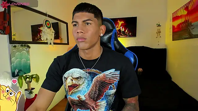 Snapshot of Damian_latinxxx chatting on June 17, 2026, 3:09 am Damian latinxxx online show from June 17, 2026, 3:09 am