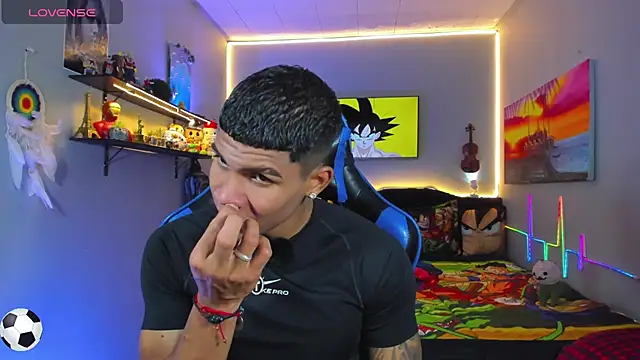 Damian latinxxx online show from July 2, 2026, 9:04 am