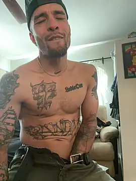 JohnnyDeep187 online show from February 4, 2026, 9:53 pm