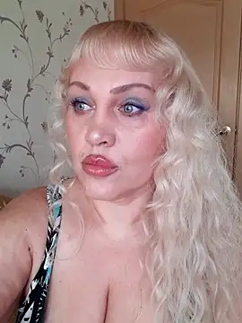 IsabellaBoni online show from March 11, 2026, 7:03 am