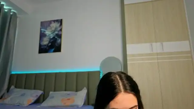 Snapshot of sweety_vikky chatting on July 10, 2026, 12:04 am sweety vikky online show from July 10, 2026, 12:04 am