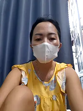 Snapshot of Baby-sexytits18 chatting on September 15, 2025, 11:27 pm Baby-sexytits18 online show from September 15, 2025, 11:27 pm