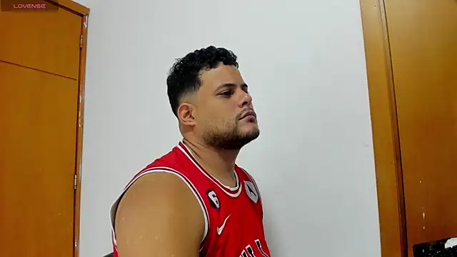 Snapshot of that_temptation chatting on January 17, 2026, 7:17 pm that temptation online show from January 17, 2026, 7:17 pm