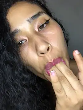 Snapshot of jaderossxx chatting on March 7, 2025, 3:19 am jaderossxx online show from March 7, 2025, 3:19 am