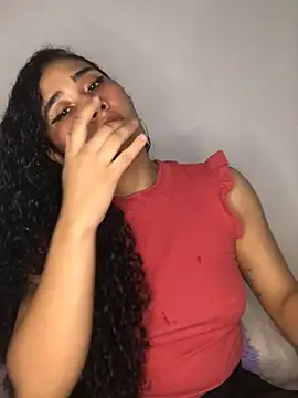 Snapshot of jaderossxx chatting on March 14, 2025, 12:10 am jaderossxx online show from March 14, 2025, 12:10 am