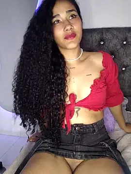 Snapshot of jaderossxx chatting on February 22, 2026, 2:26 pm jaderossxx online show from February 22, 2026, 2:26 pm