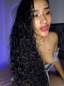 jaderossxx online show from May 21, 2026, 3:24 am