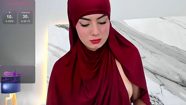 Snapshot of fatimarab chatting on December 6, 2024, 10:52 pm fatimarab online show from December 6, 2024, 10:52 pm