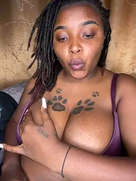 Snapshot of Savage_baby chatting on December 5, 2024, 6:33 pm Savage baby online show from December 5, 2024, 6:33 pm