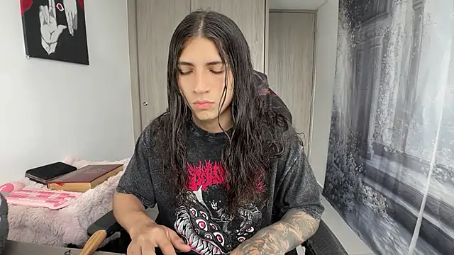 Snapshot of gabriel__manson chatting on February 15, 2026, 10:28 pm gabriel manson online show from February 15, 2026, 10:28 pm