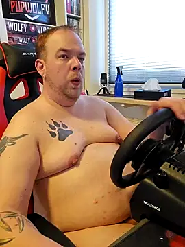 Snapshot of PupW0lfy chatting on March 18, 2025, 3:10 pm PupW0lfy online show from March 18, 2025, 3:10 pm