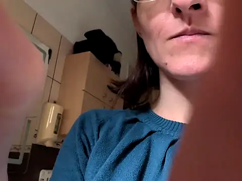 Milky hairy mommy online show from October 1, 2025, 7:58 am