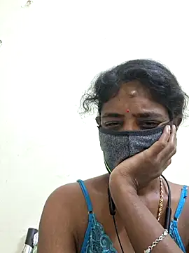 Snapshot of Tamil--Rani chatting on January 7, 2026, 3:25 pm Tamil--Rani online show from January 7, 2026, 3:25 pm