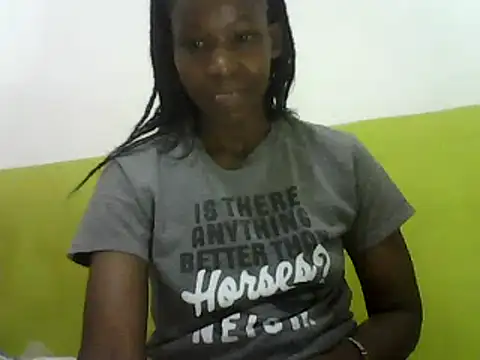 Snapshot of Claris2 chatting on February 7, 2025, 5:31 am Claris2 online show from February 7, 2025, 5:31 am