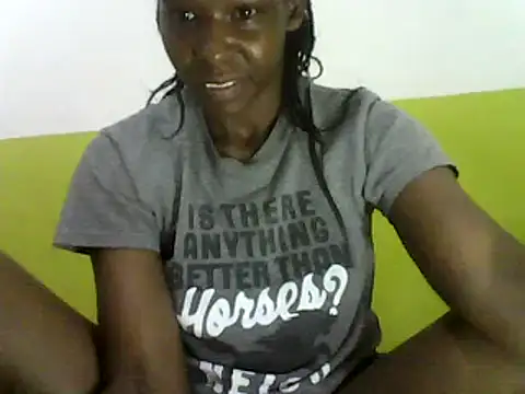 Snapshot of Claris2 chatting on February 15, 2025, 4:47 am Claris2 online show from February 15, 2025, 4:47 am