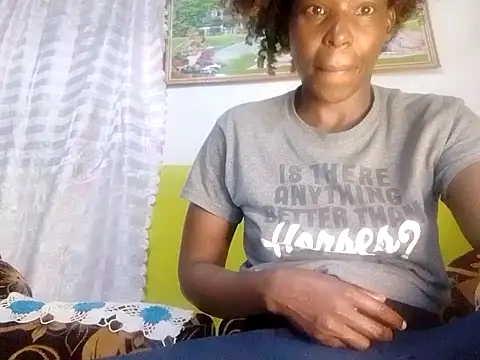 Snapshot of Claris2 chatting on September 18, 2025, 8:00 pm Claris2 online show from September 18, 2025, 8:00 pm