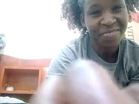 Snapshot of Claris2 chatting on September 29, 2025, 9:08 pm Claris2 online show from September 29, 2025, 9:08 pm