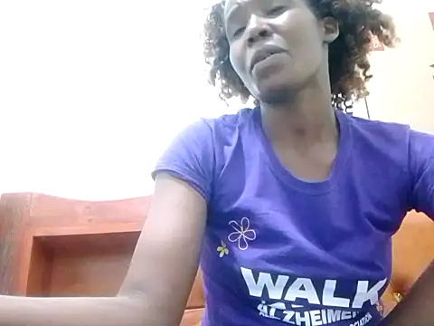 Snapshot of Claris2 chatting on October 1, 2025, 7:31 pm Claris2 online show from October 1, 2025, 7:31 pm