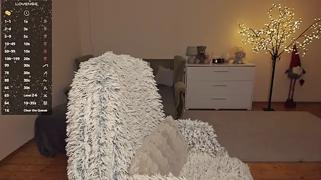 Snapshot of milamurrr chatting on February 26, 2025, 3:30 pm milamurrr online show from February 26, 2025, 3:30 pm