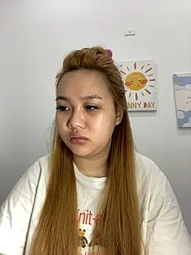 Snapshot of Odette68 chatting on February 15, 2026, 4:31 am Odette68 online show from February 15, 2026, 4:31 am