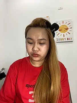 Snapshot of Odette68 chatting on February 28, 2026, 1:06 am Odette68 online show from February 28, 2026, 1:06 am